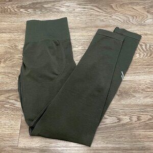 ONER ACTIVE Effortless Leggings in Olive Green - Size S (Like new!)